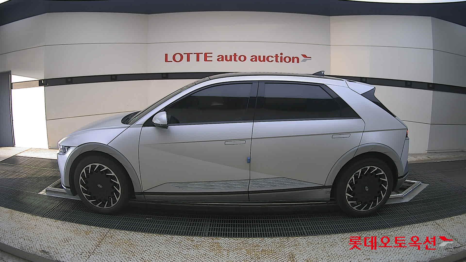 2022 - hyundai ioniq