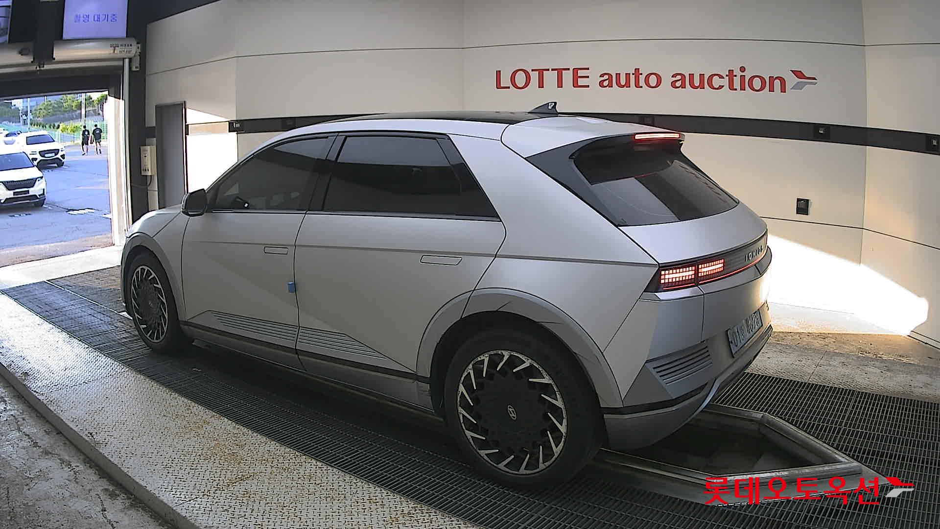 2022 - hyundai ioniq