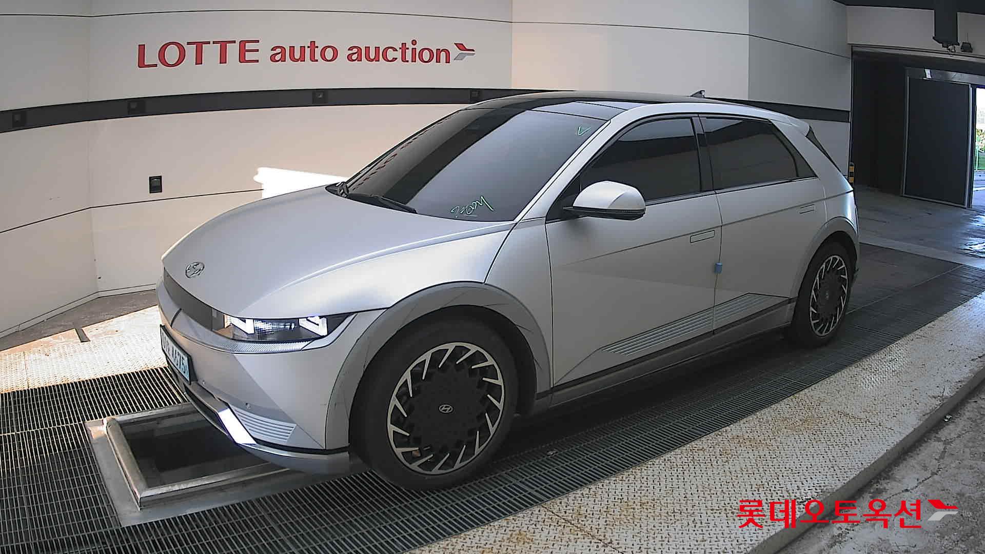 2022 - hyundai ioniq