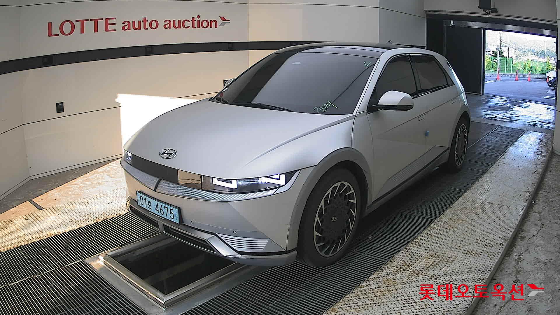 2022 - hyundai ioniq