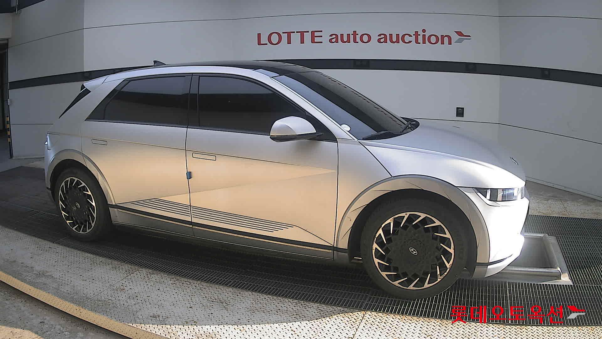 2022 - hyundai ioniq