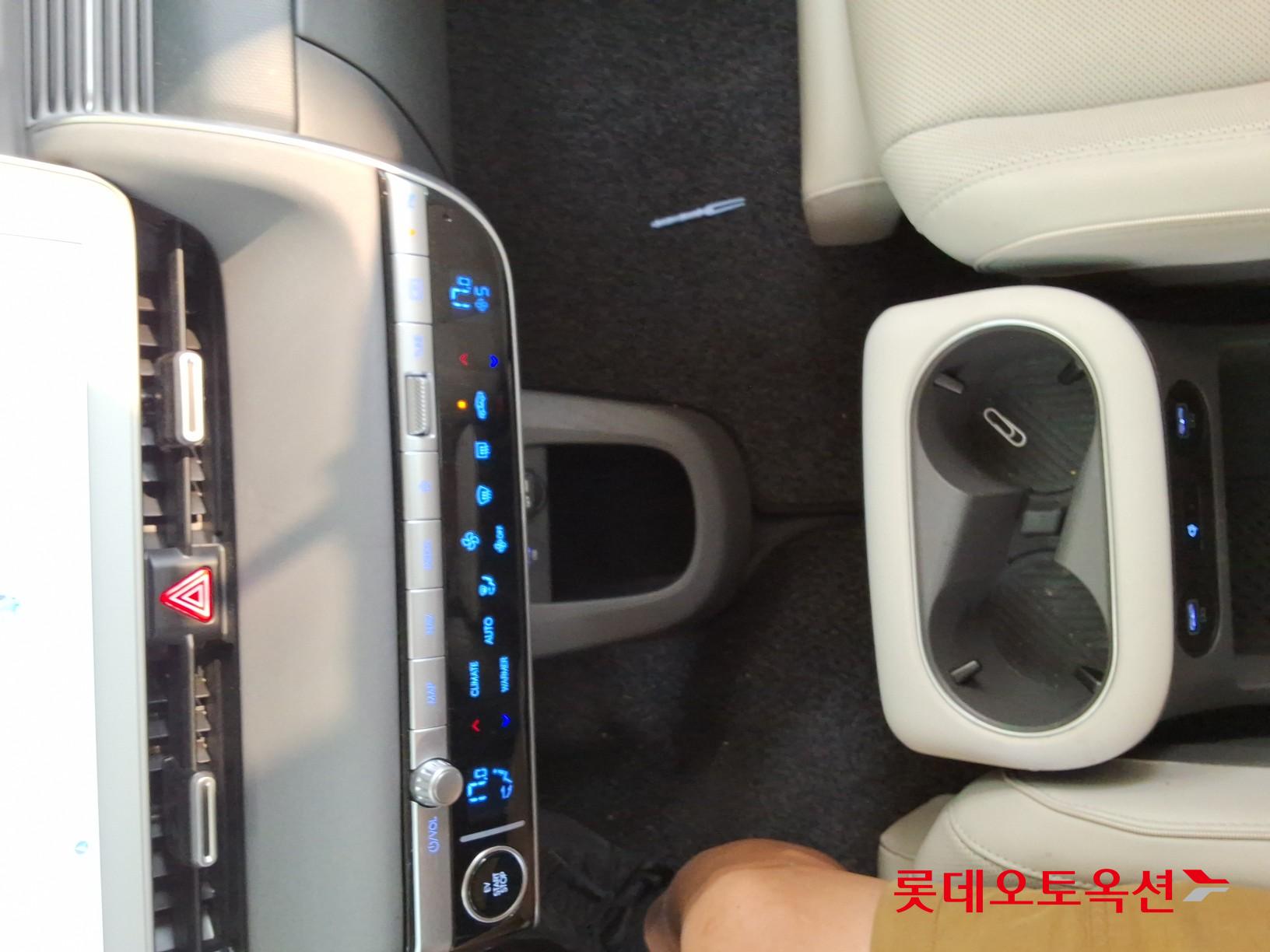 2022 - hyundai ioniq