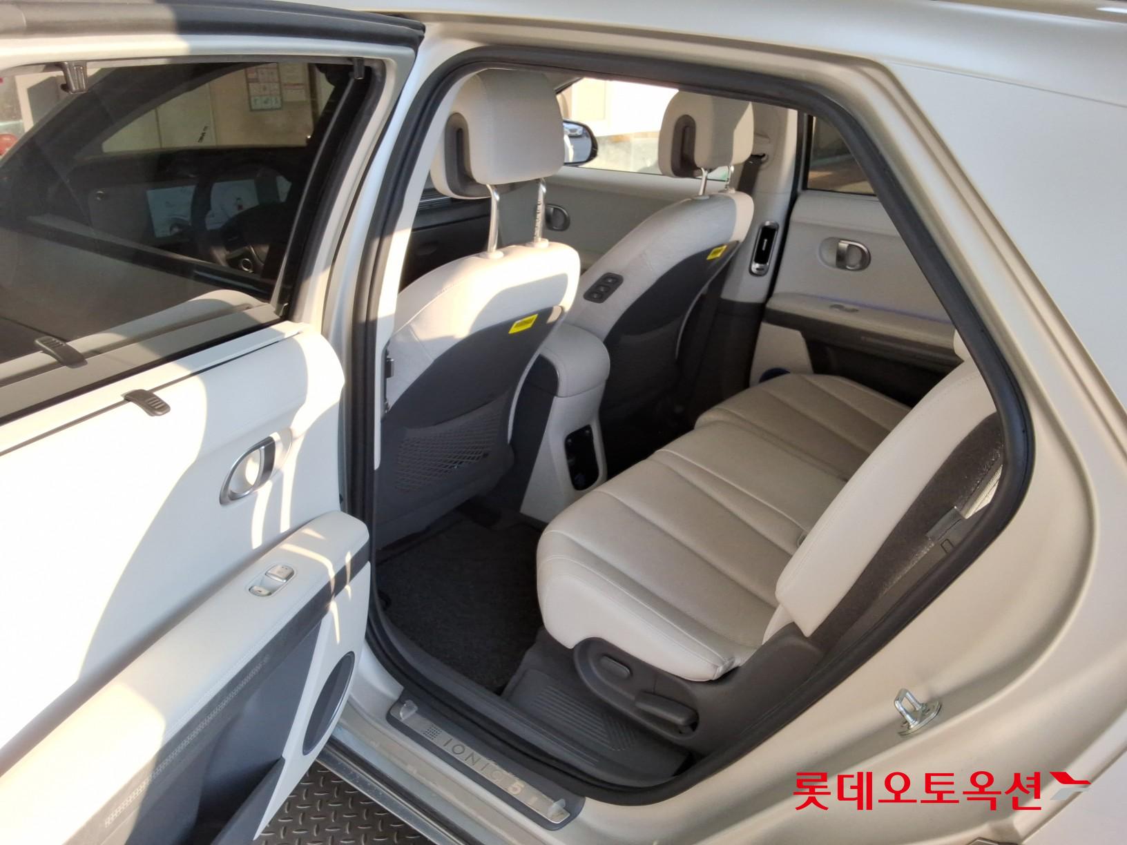 2022 - hyundai ioniq