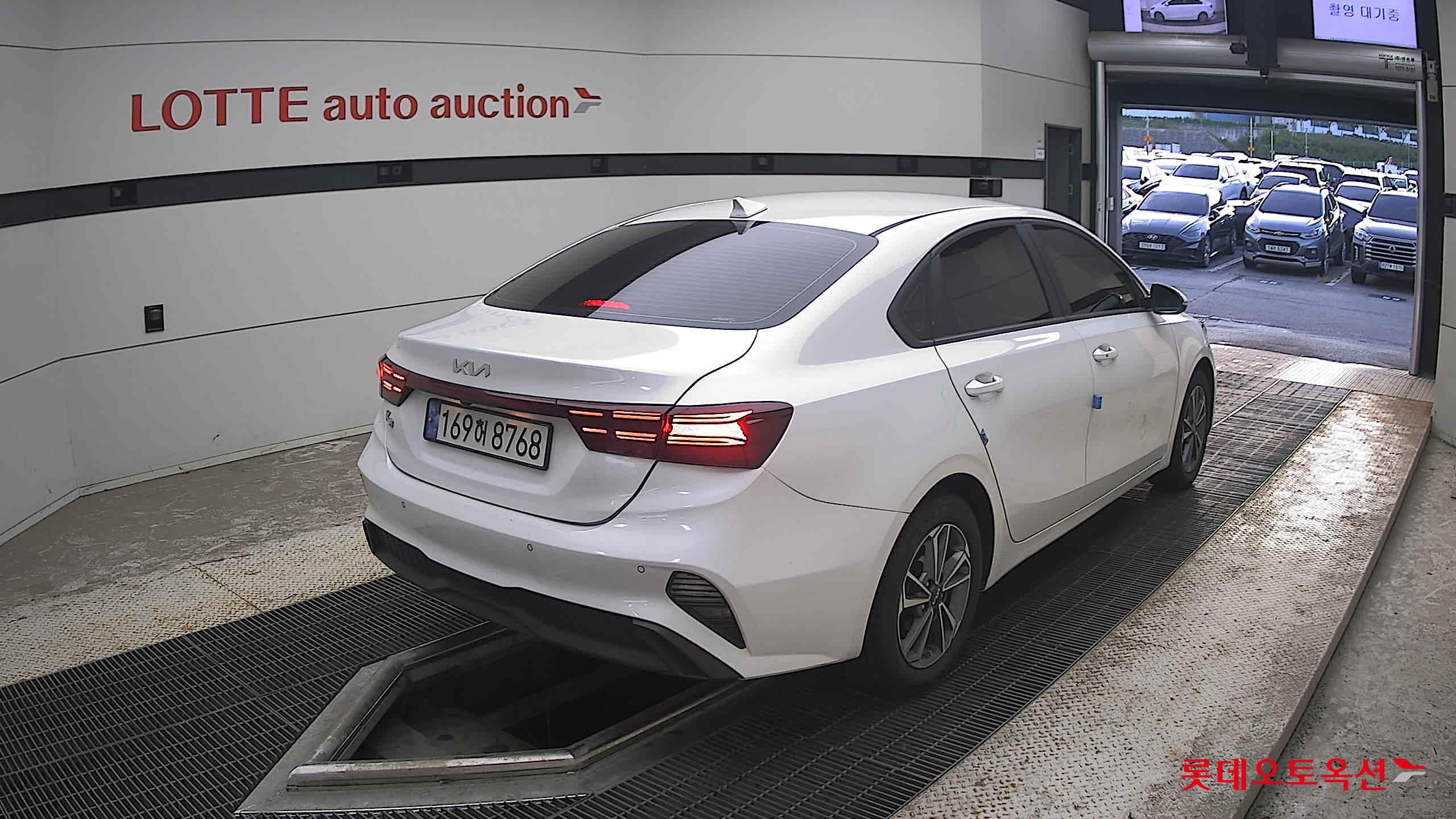 2022 - kia k3