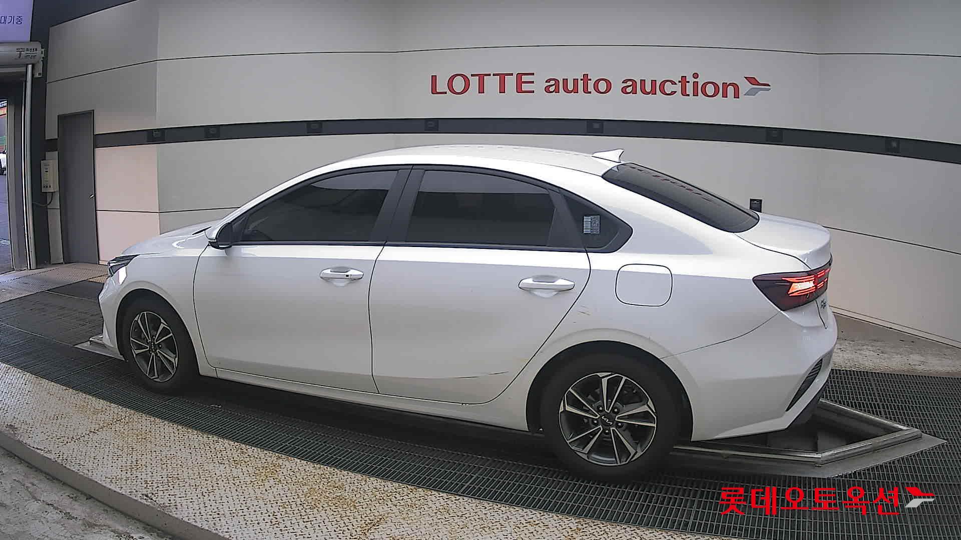 2022 - kia k3