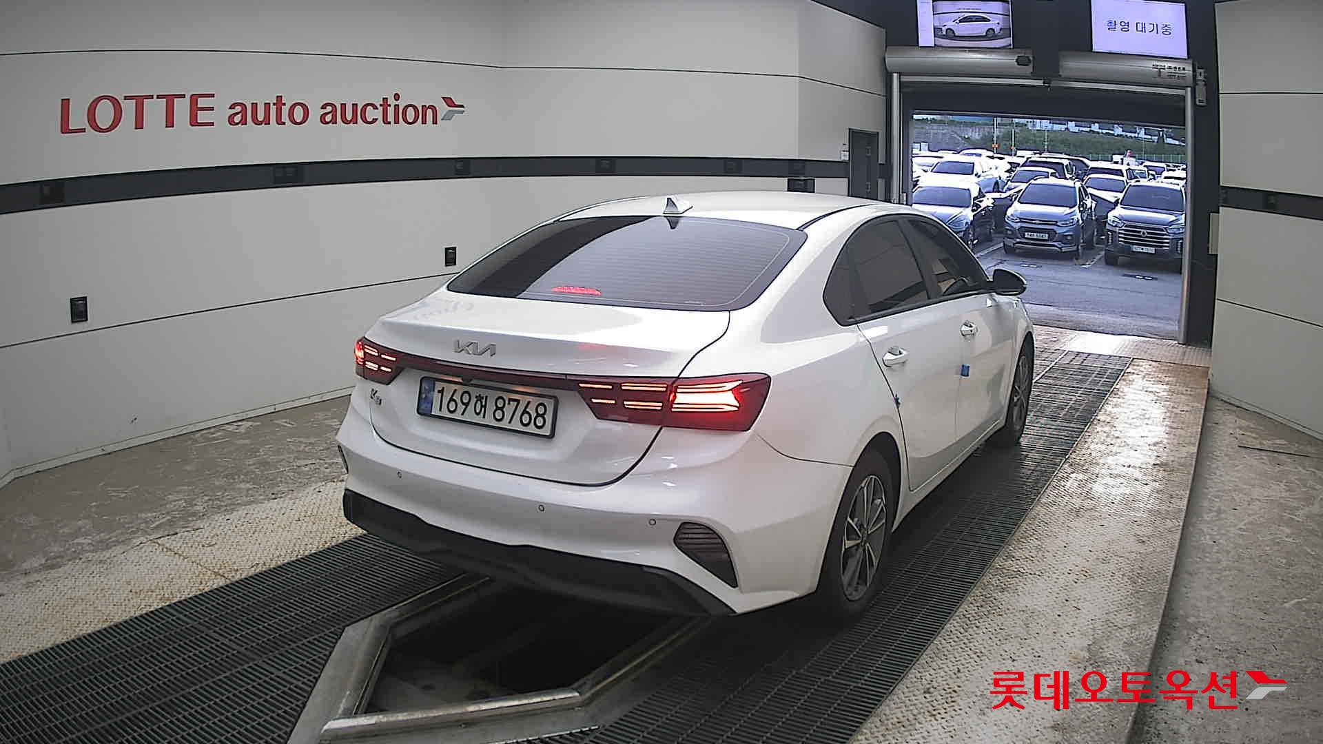 2022 - kia k3