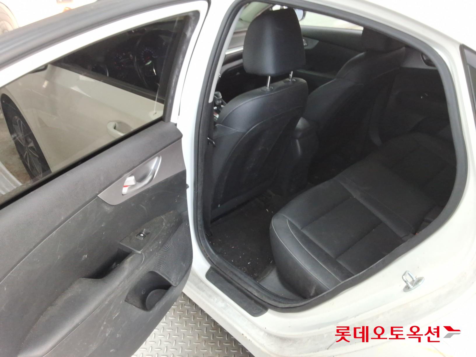 2022 - kia k3