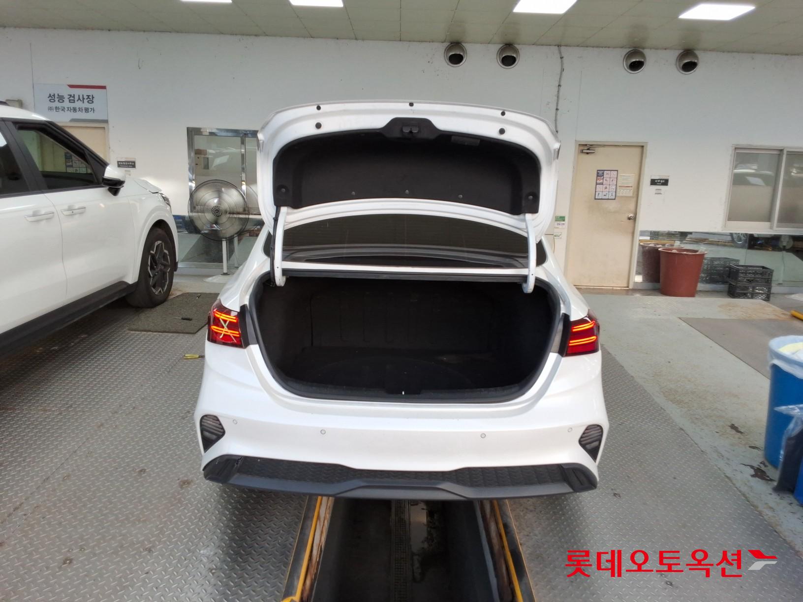 2022 - kia k3