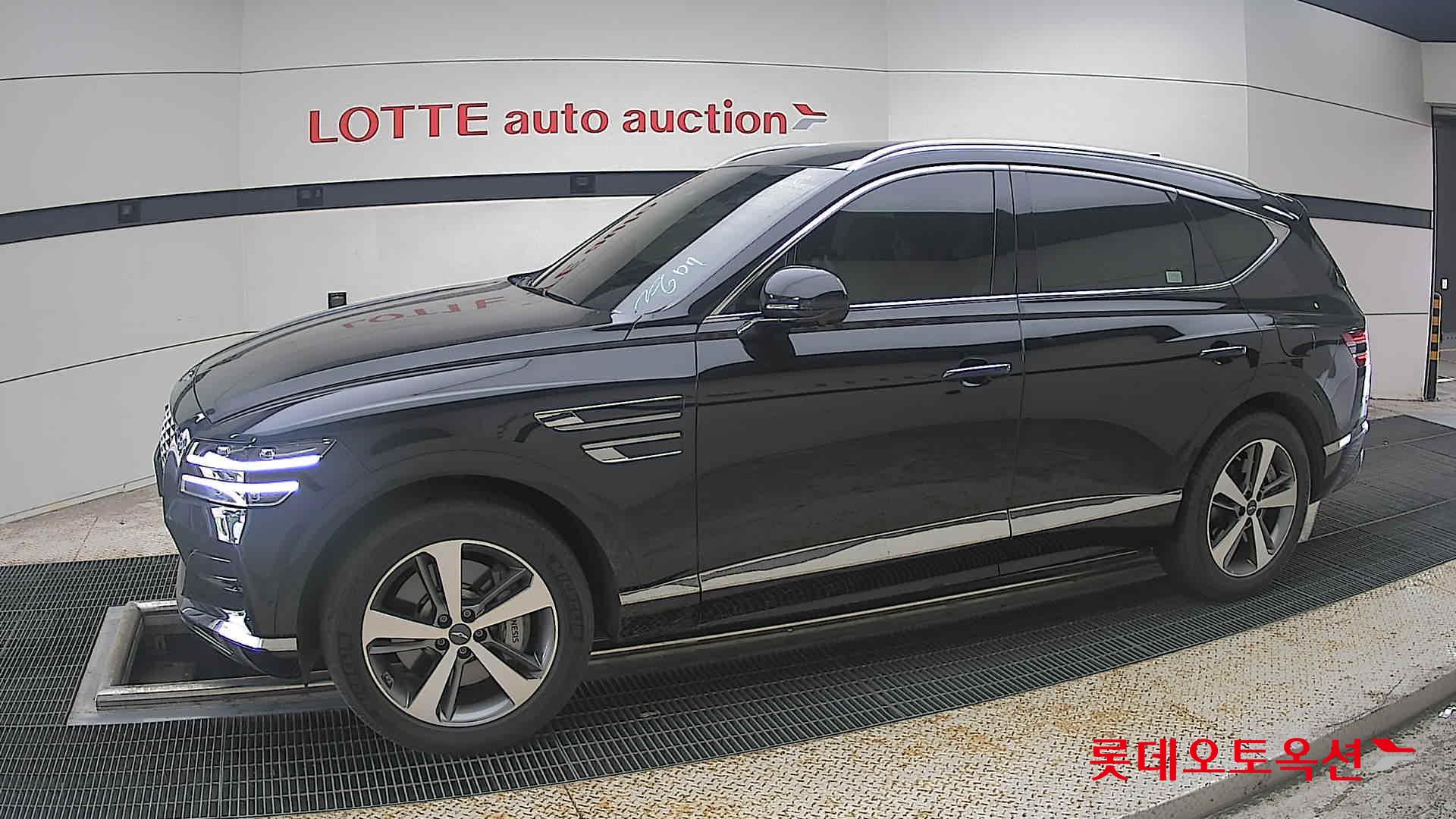 2023 - genesis gv80