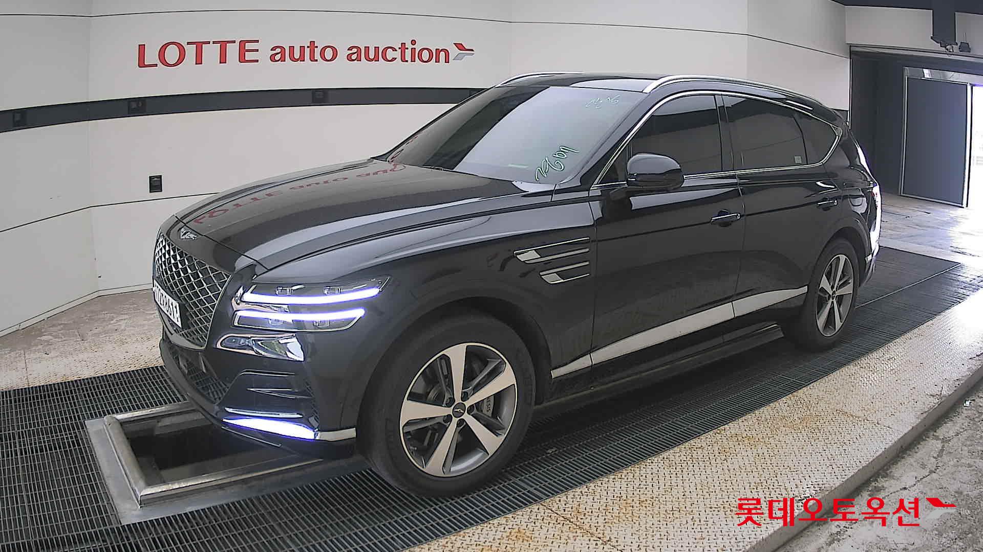 2023 - genesis gv80
