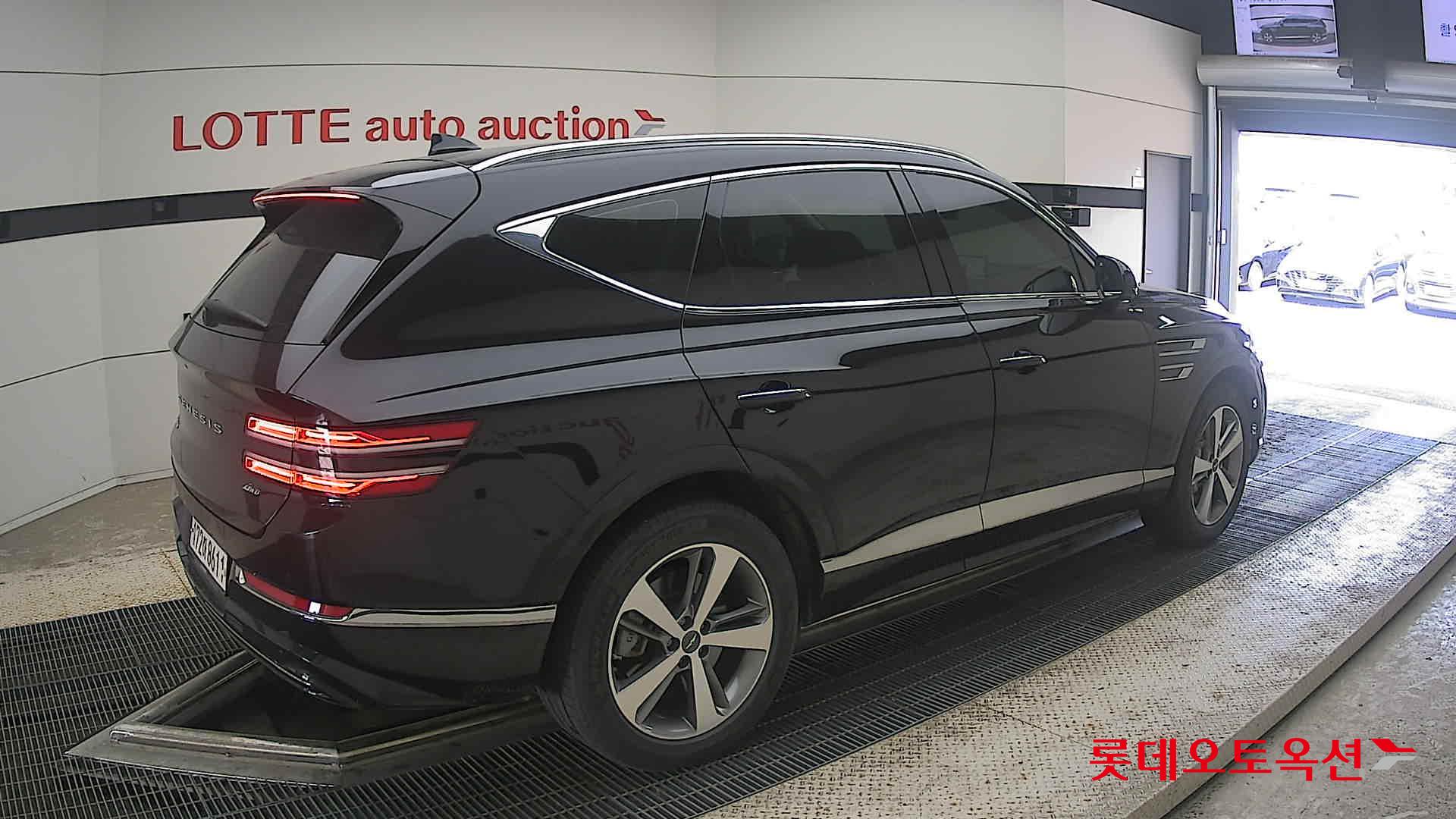 2023 - genesis gv80