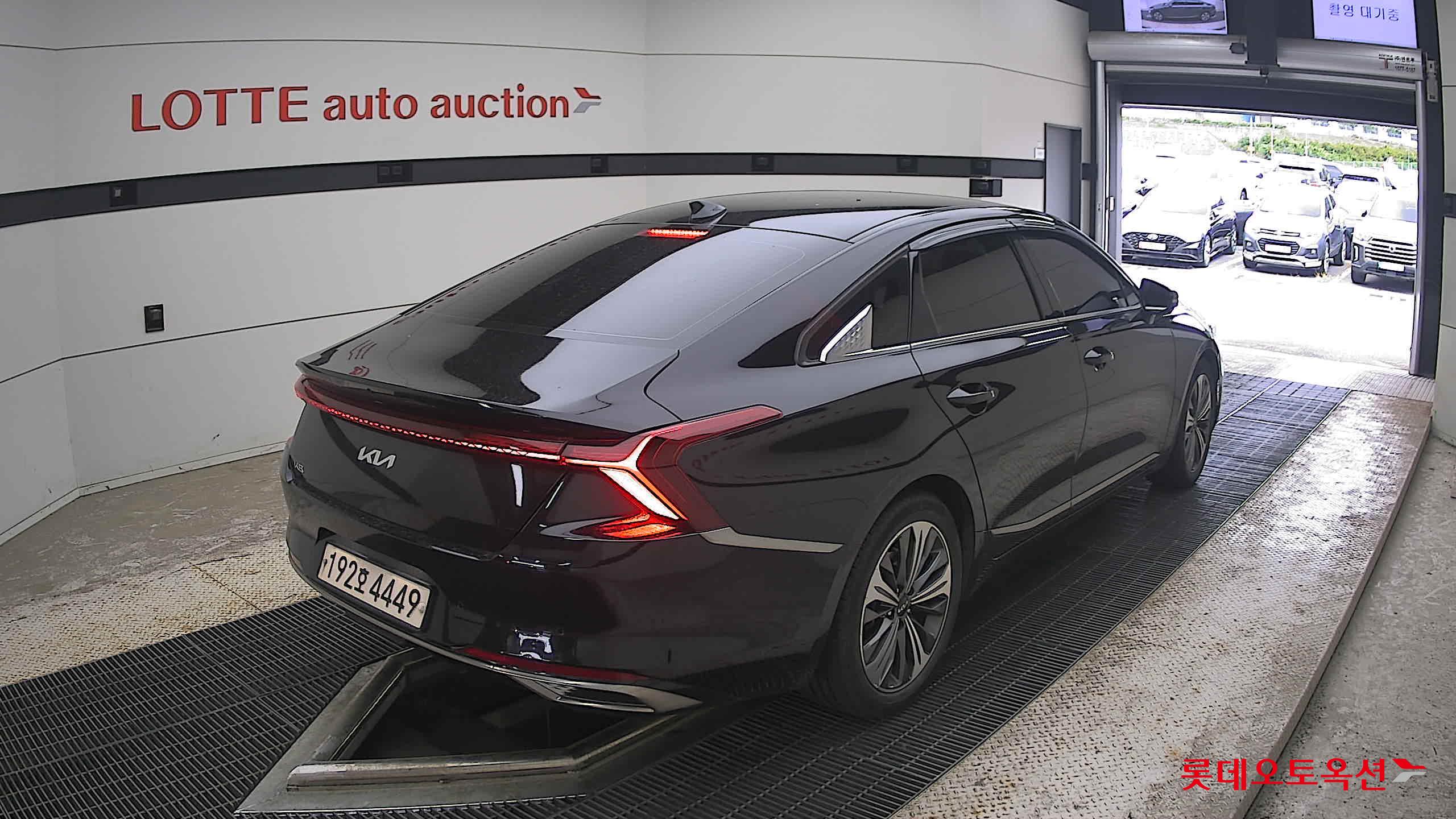 2023 - kia k8