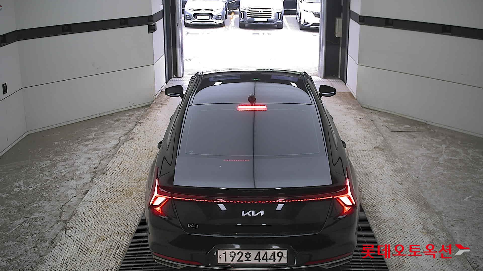 2023 - kia k8