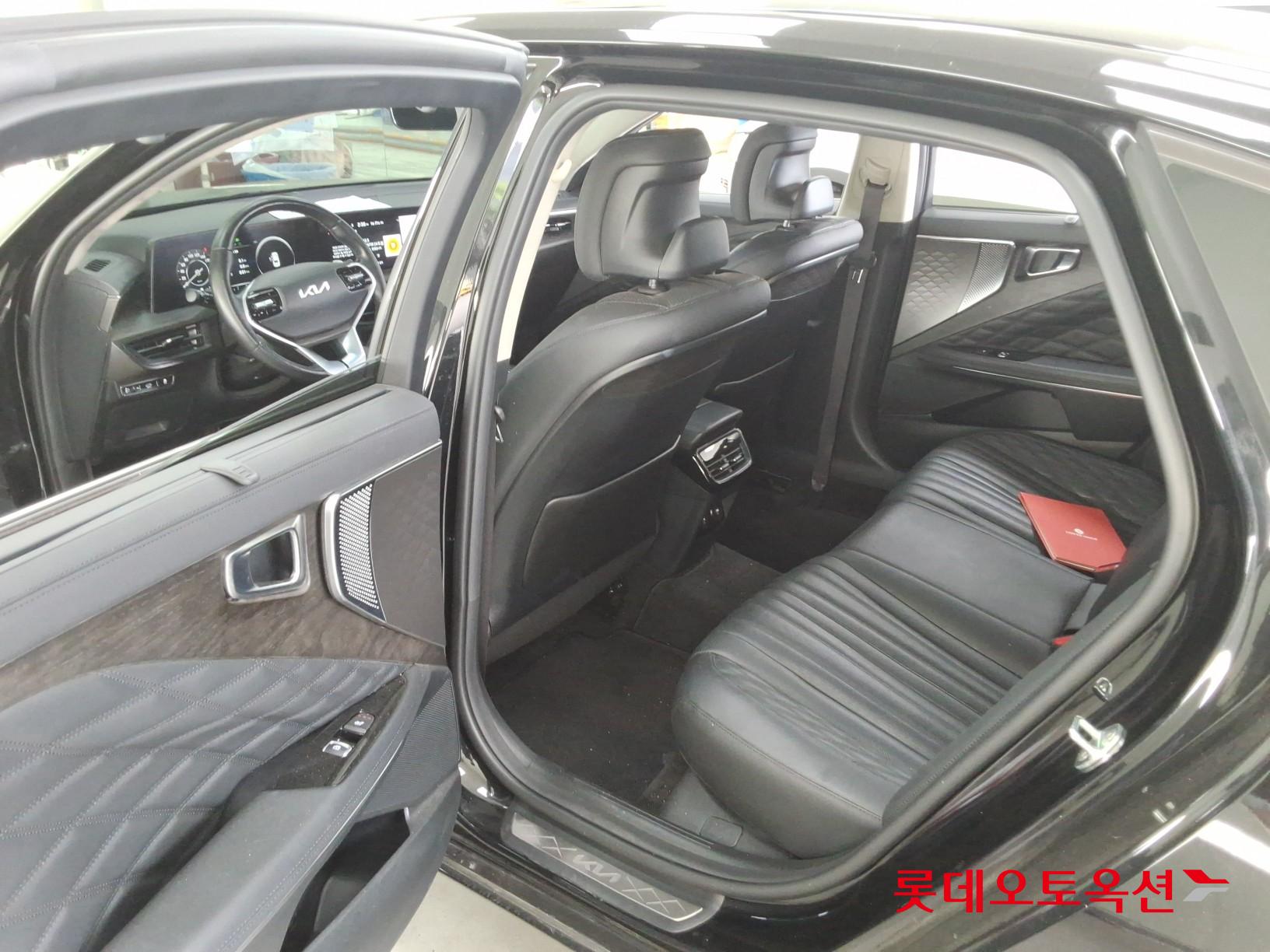 2023 - kia k8
