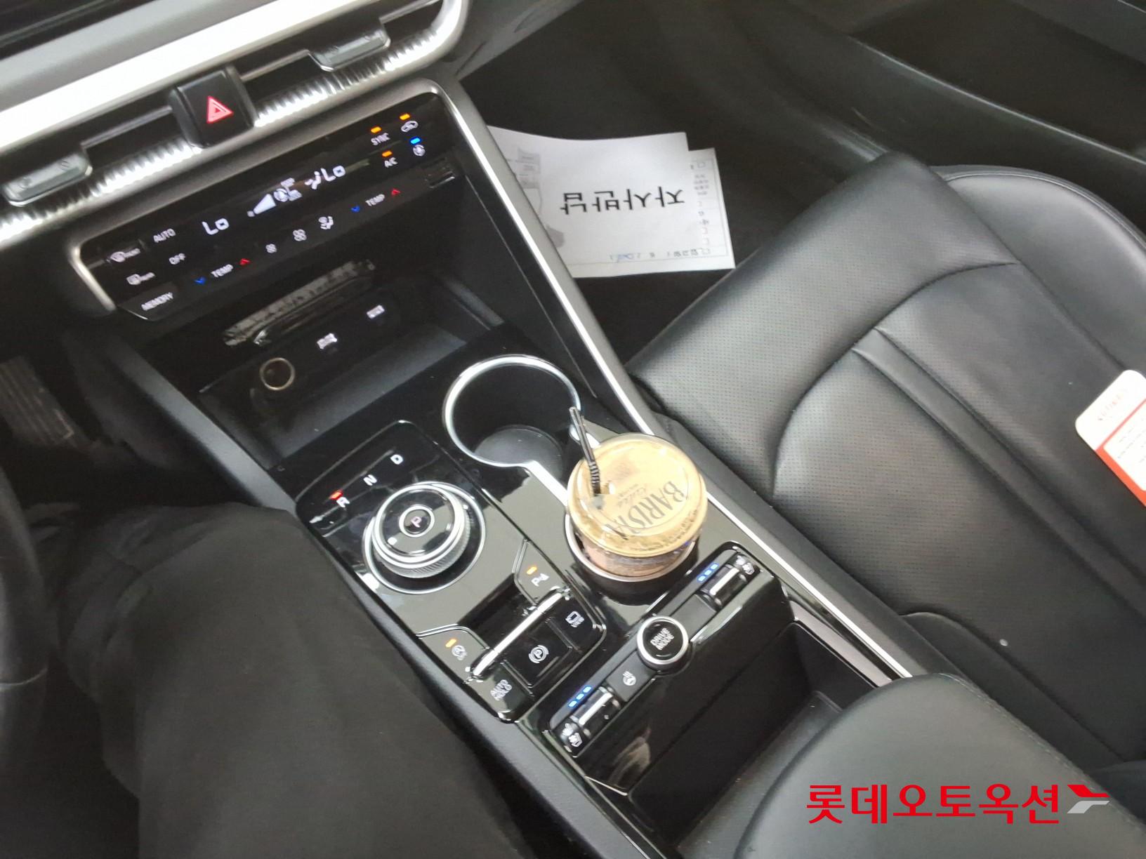 2022 - kia k5