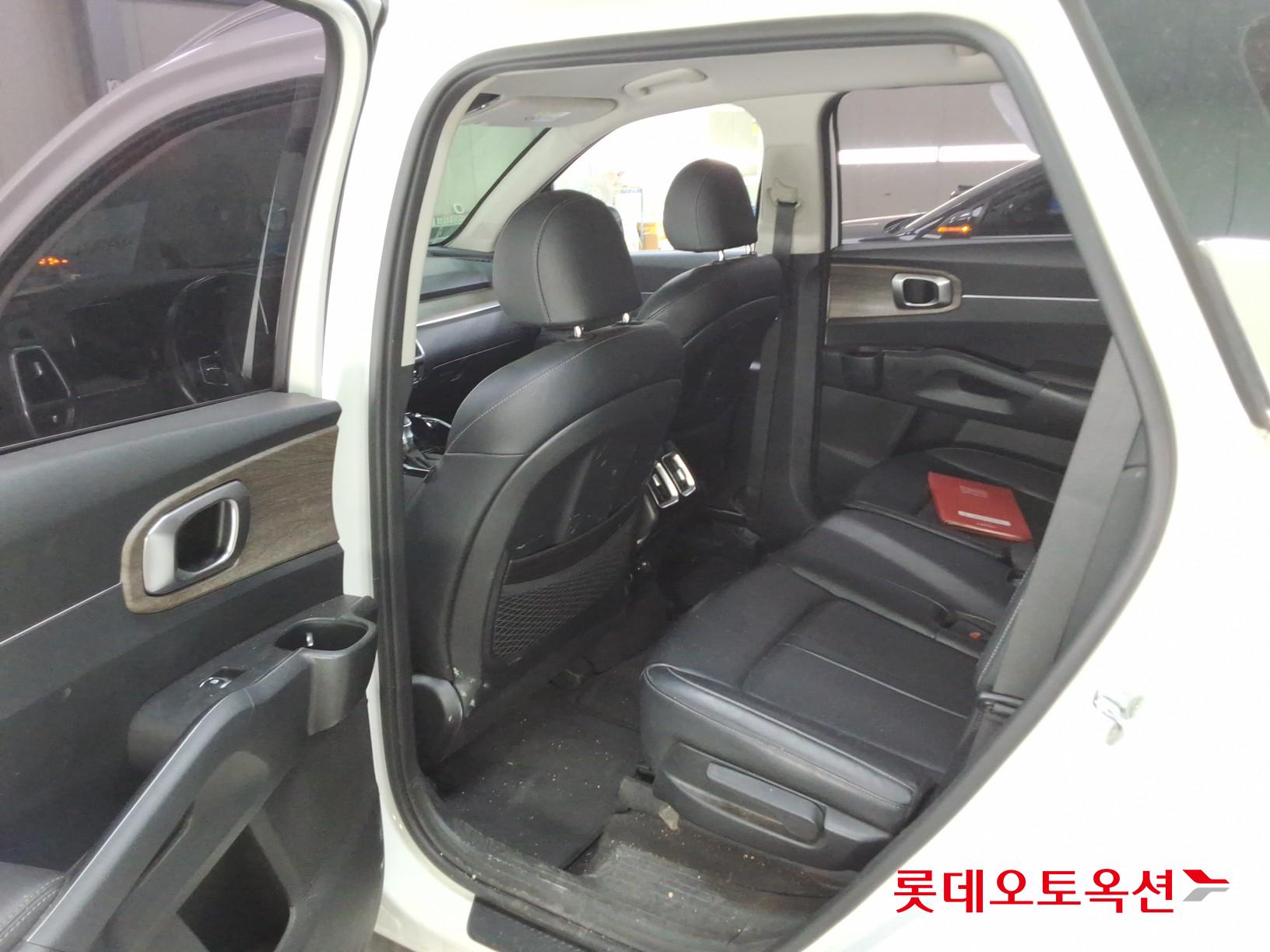 2022 - kia sorento