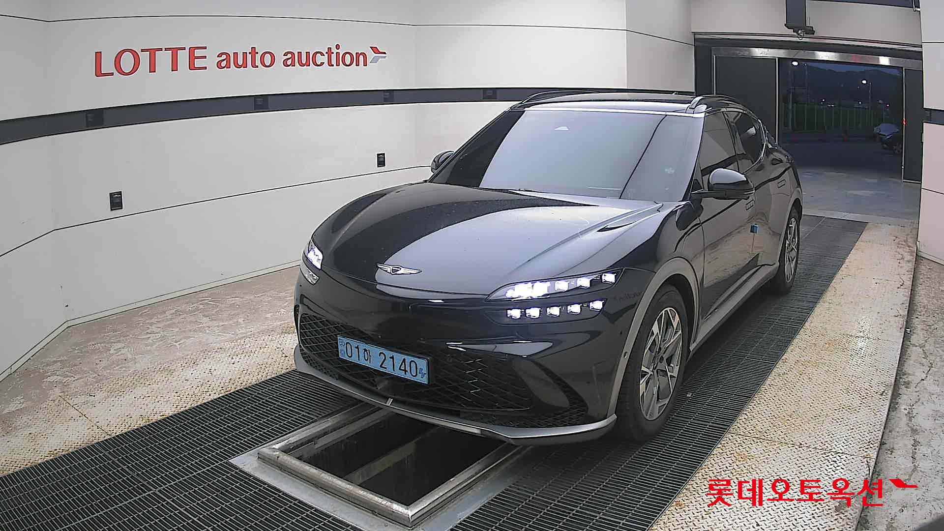 2022 - genesis gv60