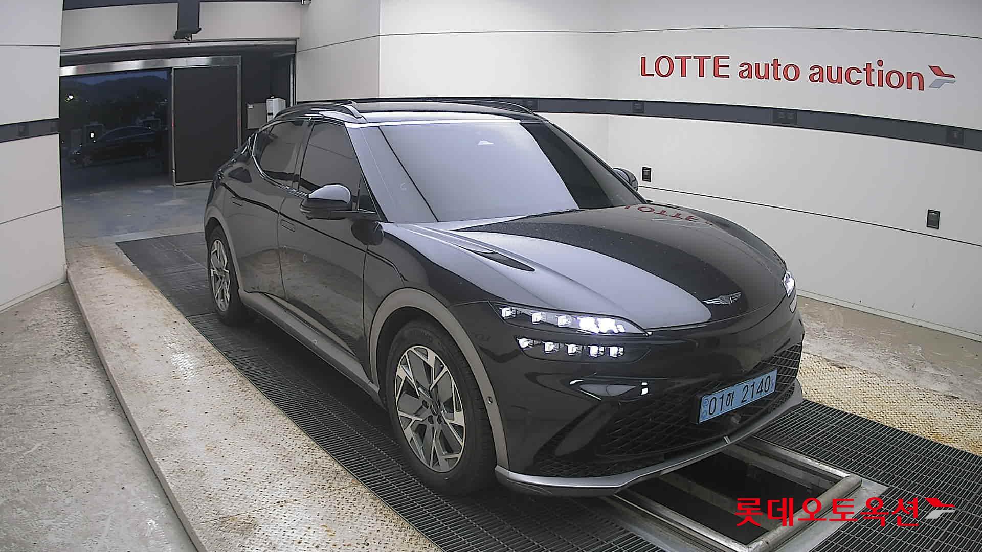 2022 - genesis gv60