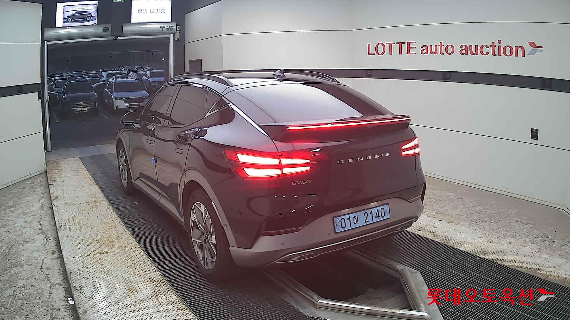 2022 - genesis gv60