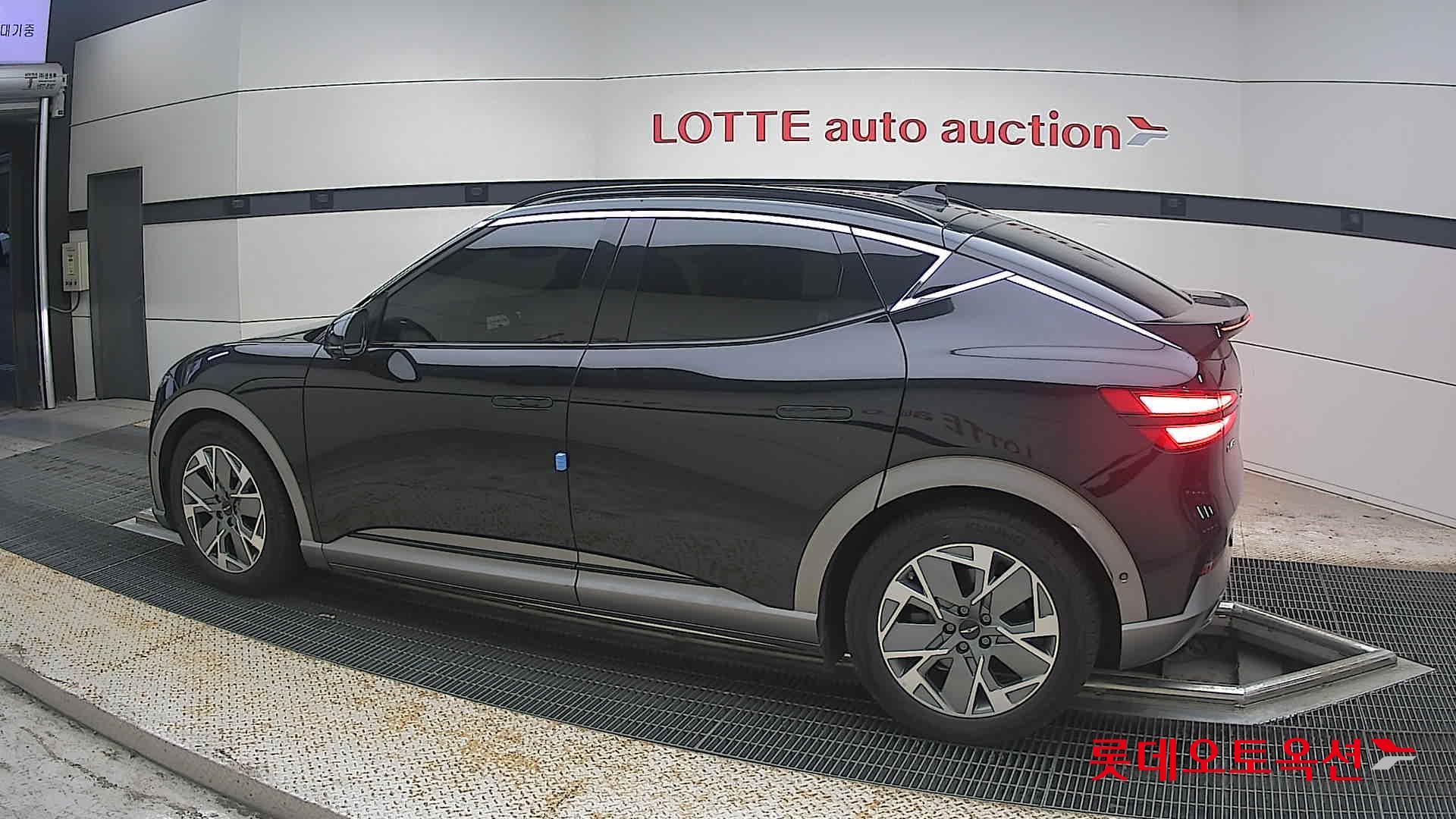2022 - genesis gv60