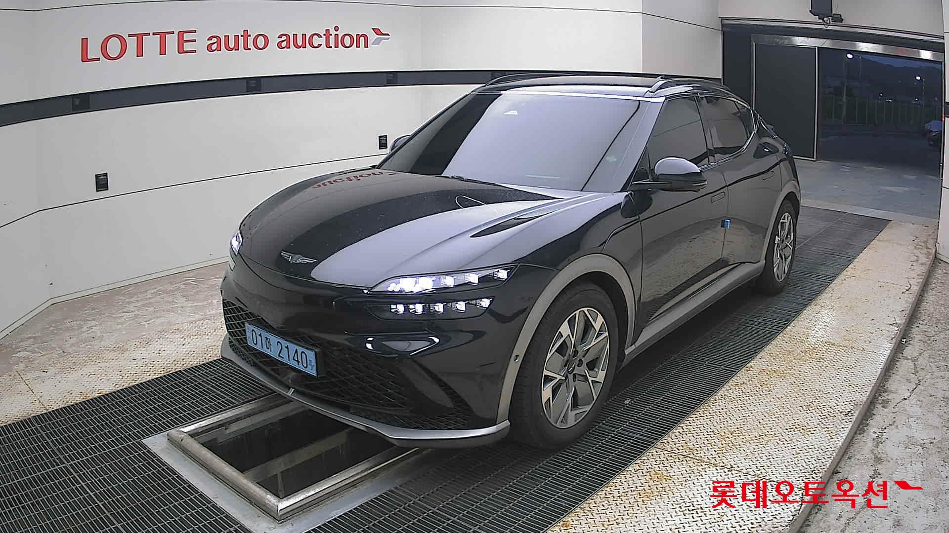2022 - genesis gv60