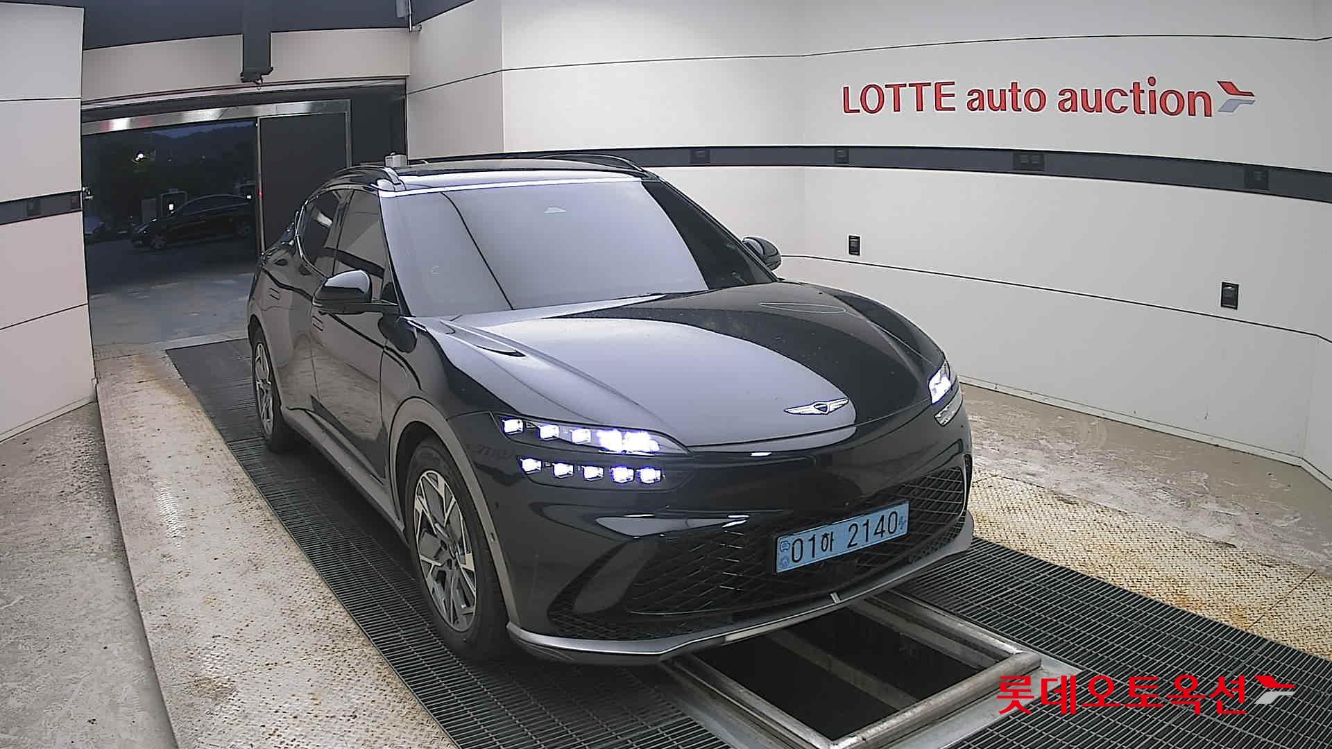 2022 - genesis gv60