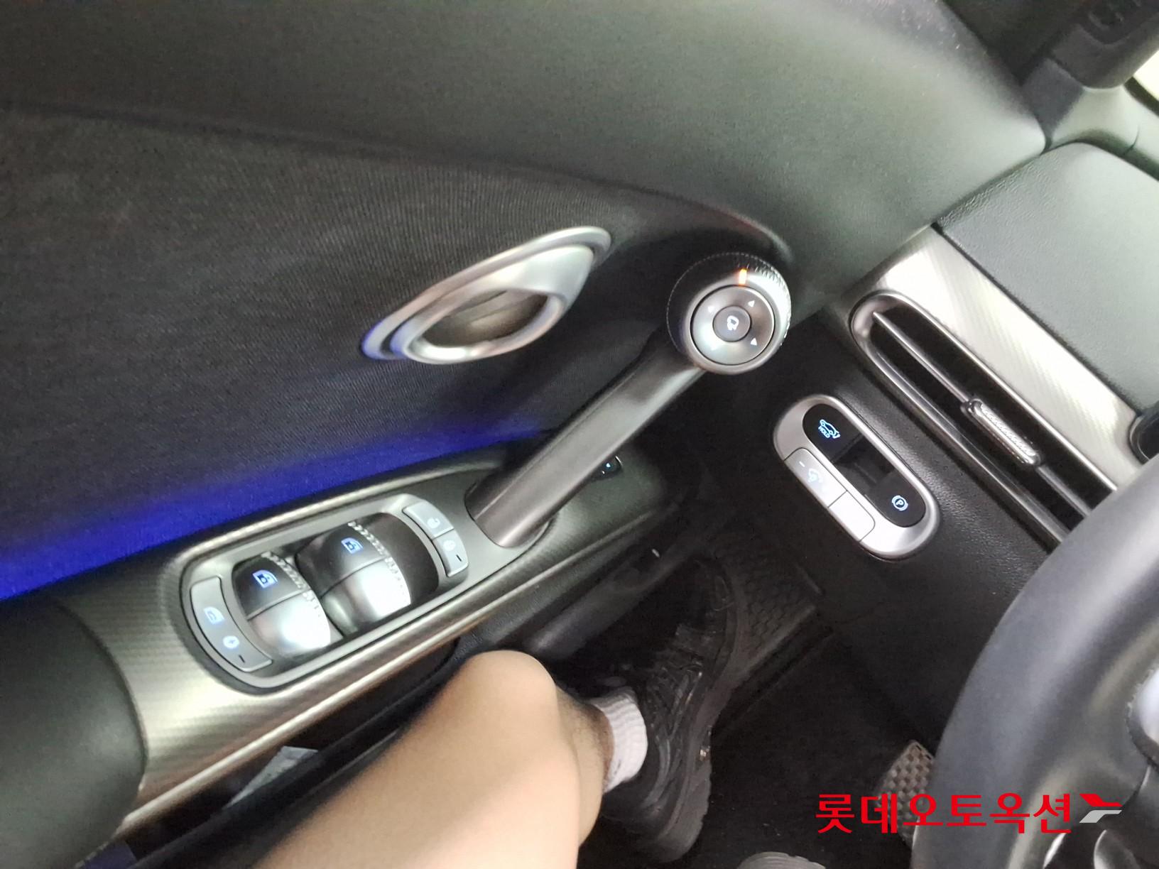 2022 - genesis gv60