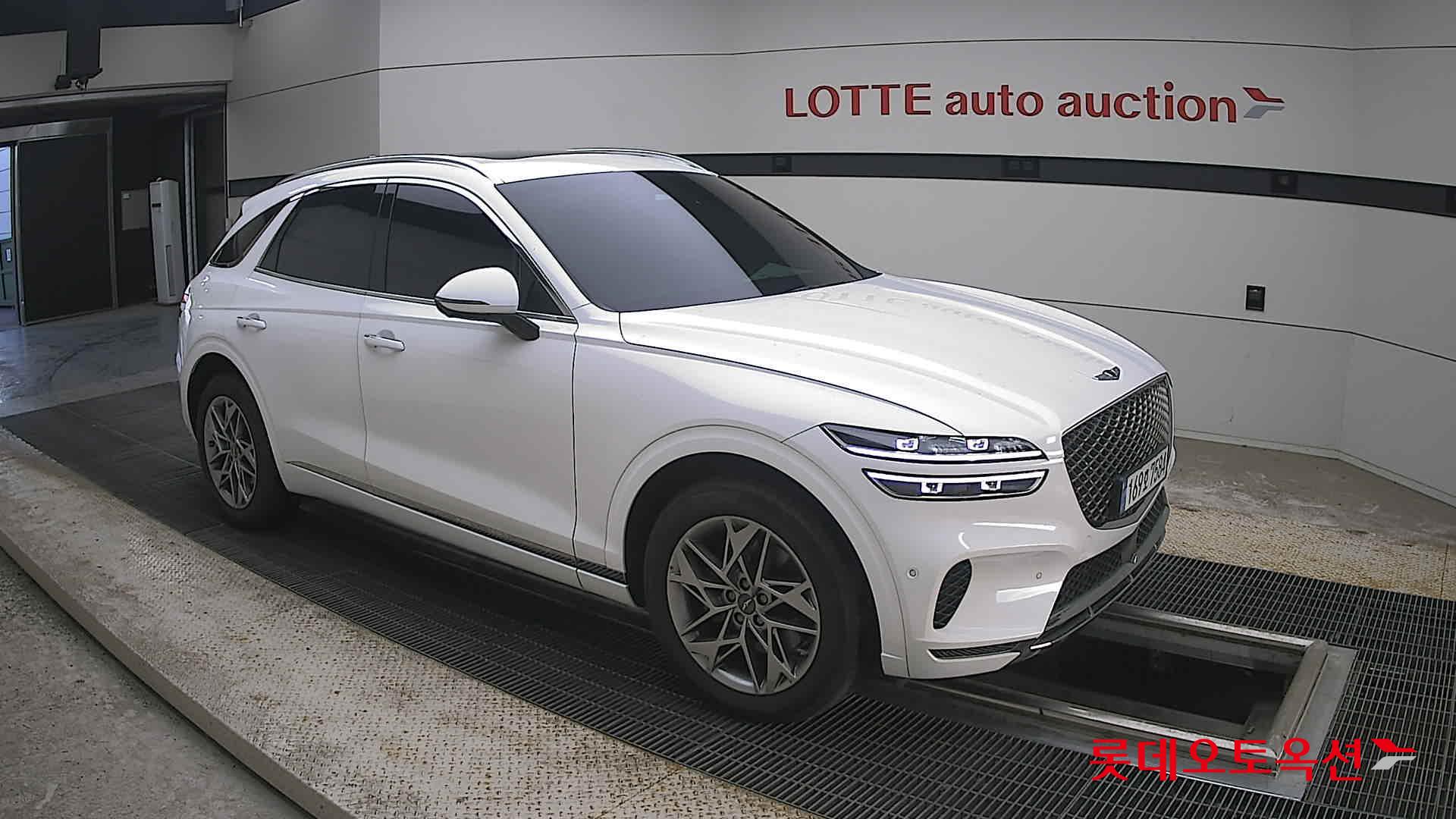 2022 - genesis gv70