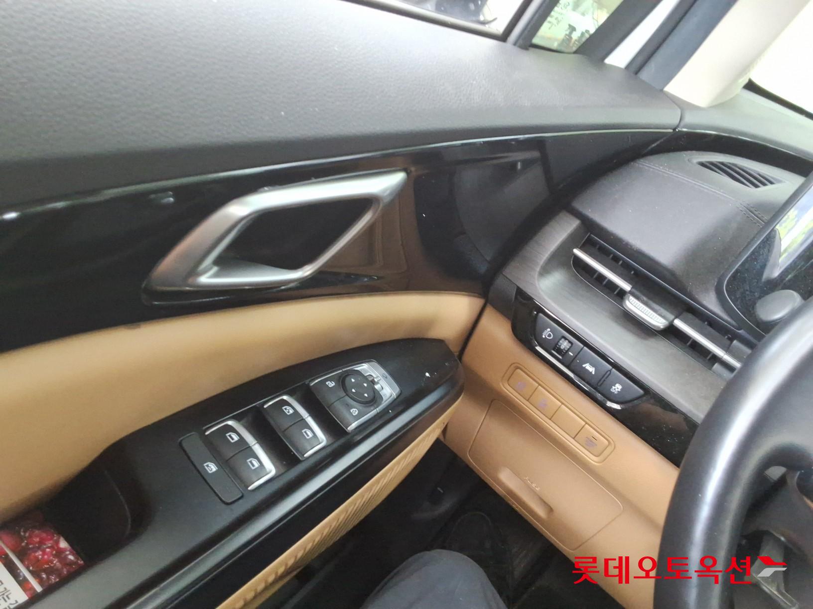 2021 - kia carnival