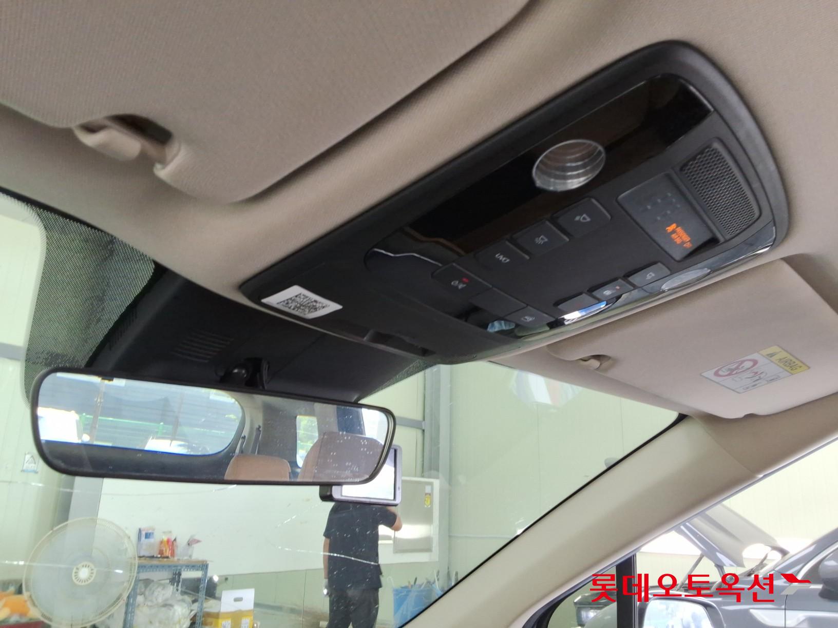 2021 - kia carnival