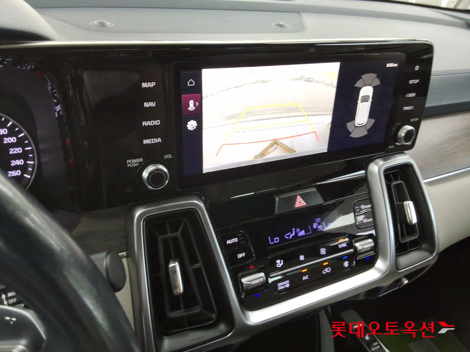 2023 - kia sorento