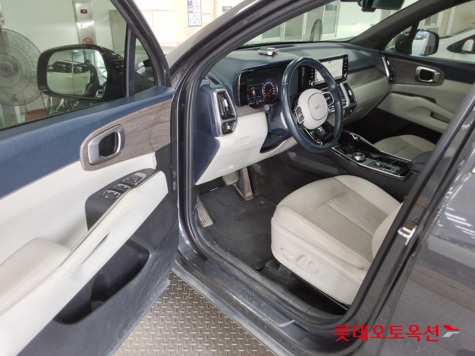 2023 - kia sorento