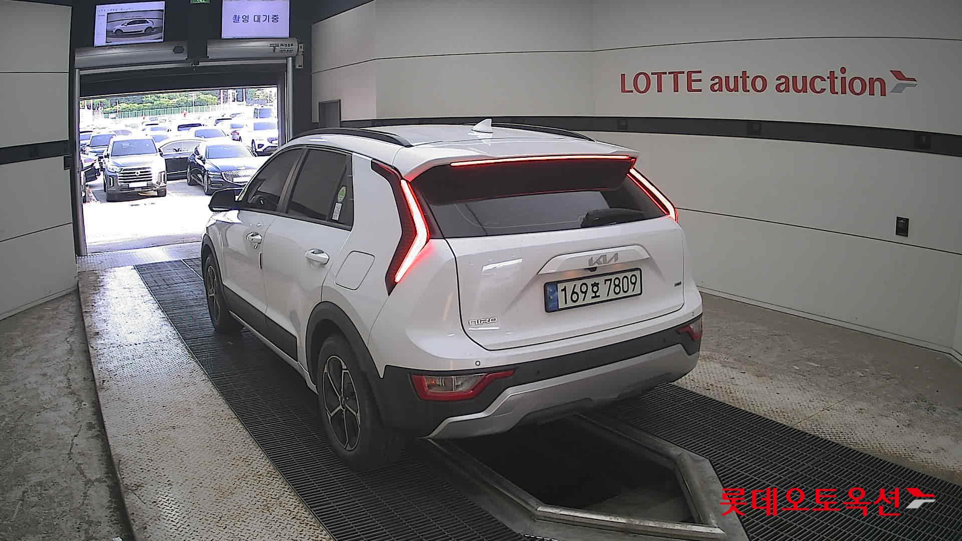 2022 - kia niro