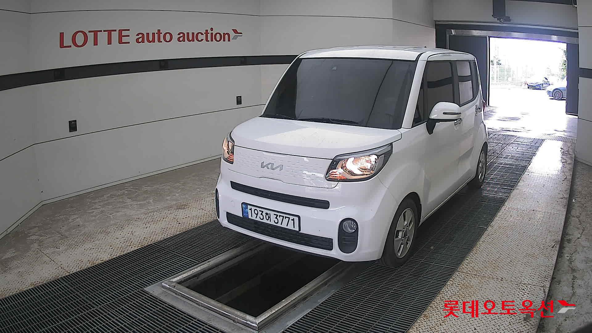 2022 - kia ray