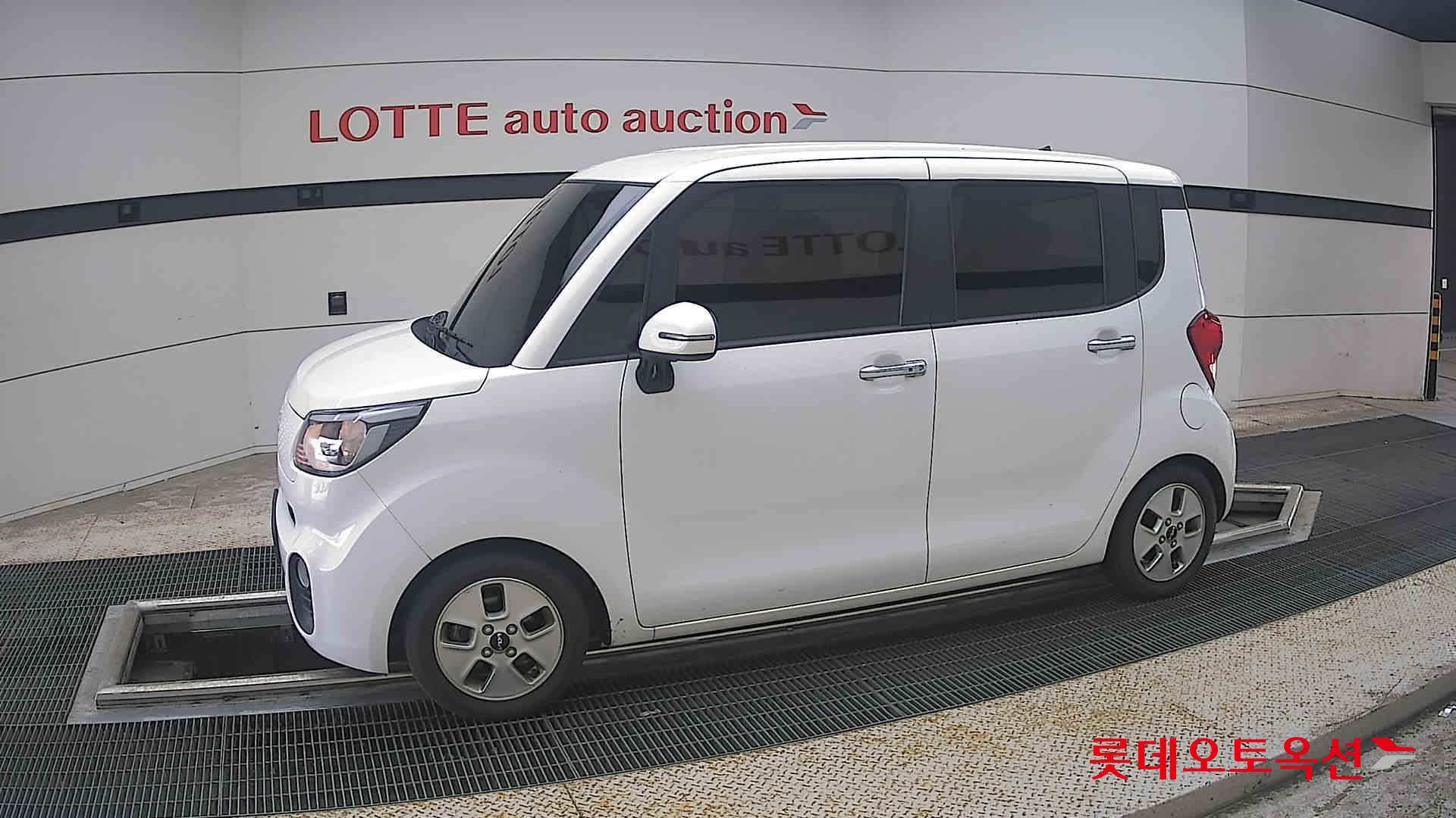 2022 - kia ray