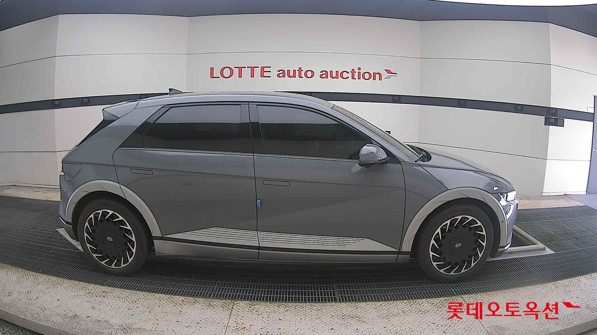 2022 - hyundai ioniq