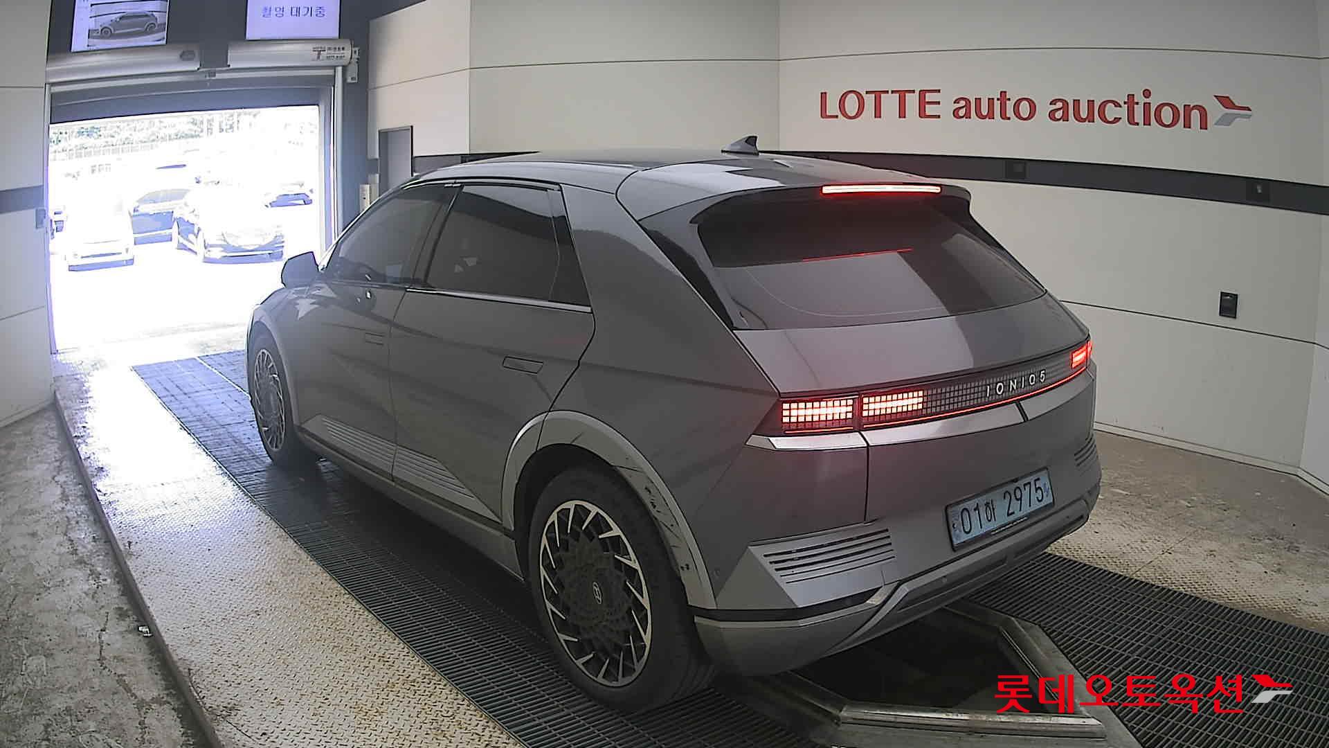 2022 - hyundai ioniq