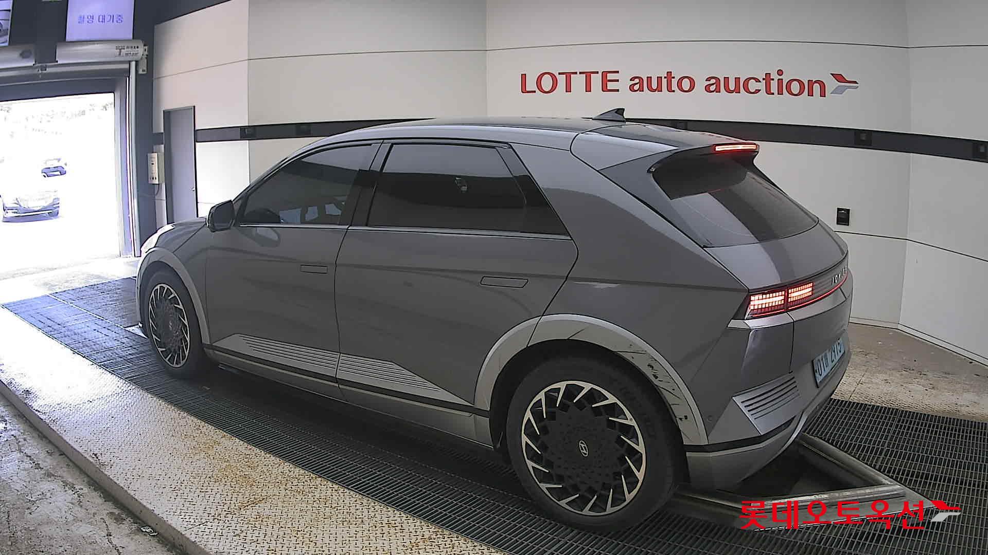 2022 - hyundai ioniq