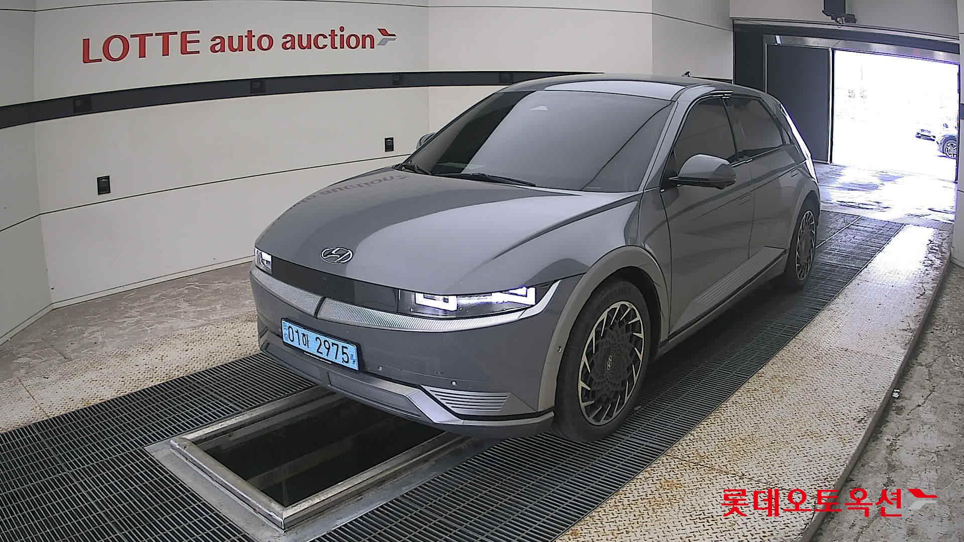 2022 - hyundai ioniq