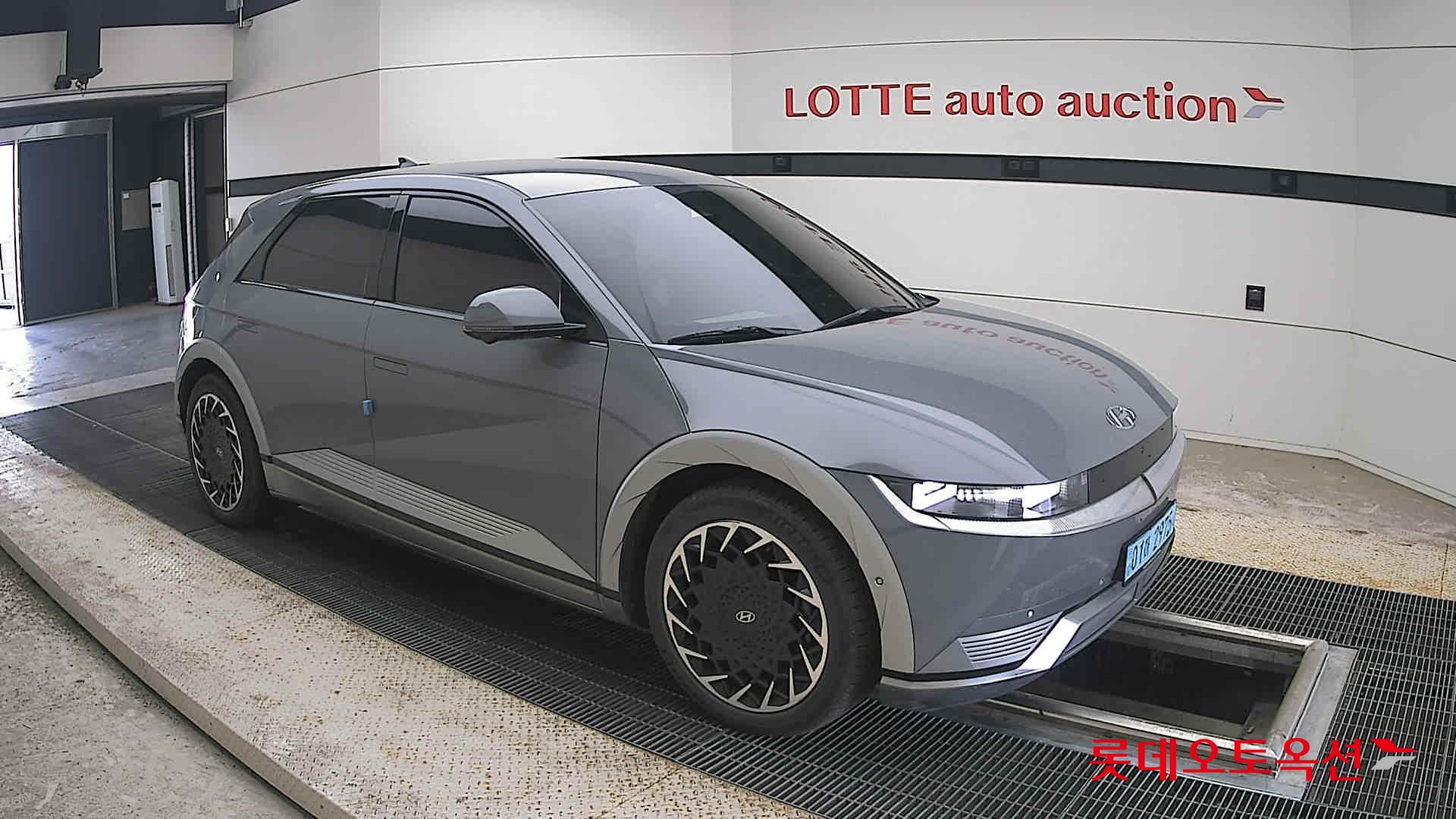 2022 - hyundai ioniq