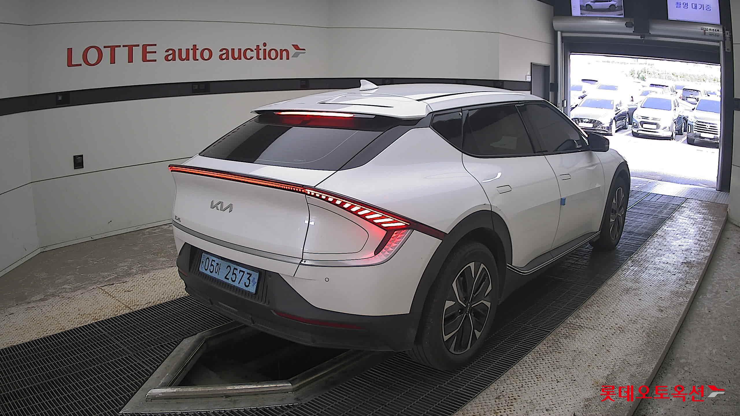 2024 - kia ev6
