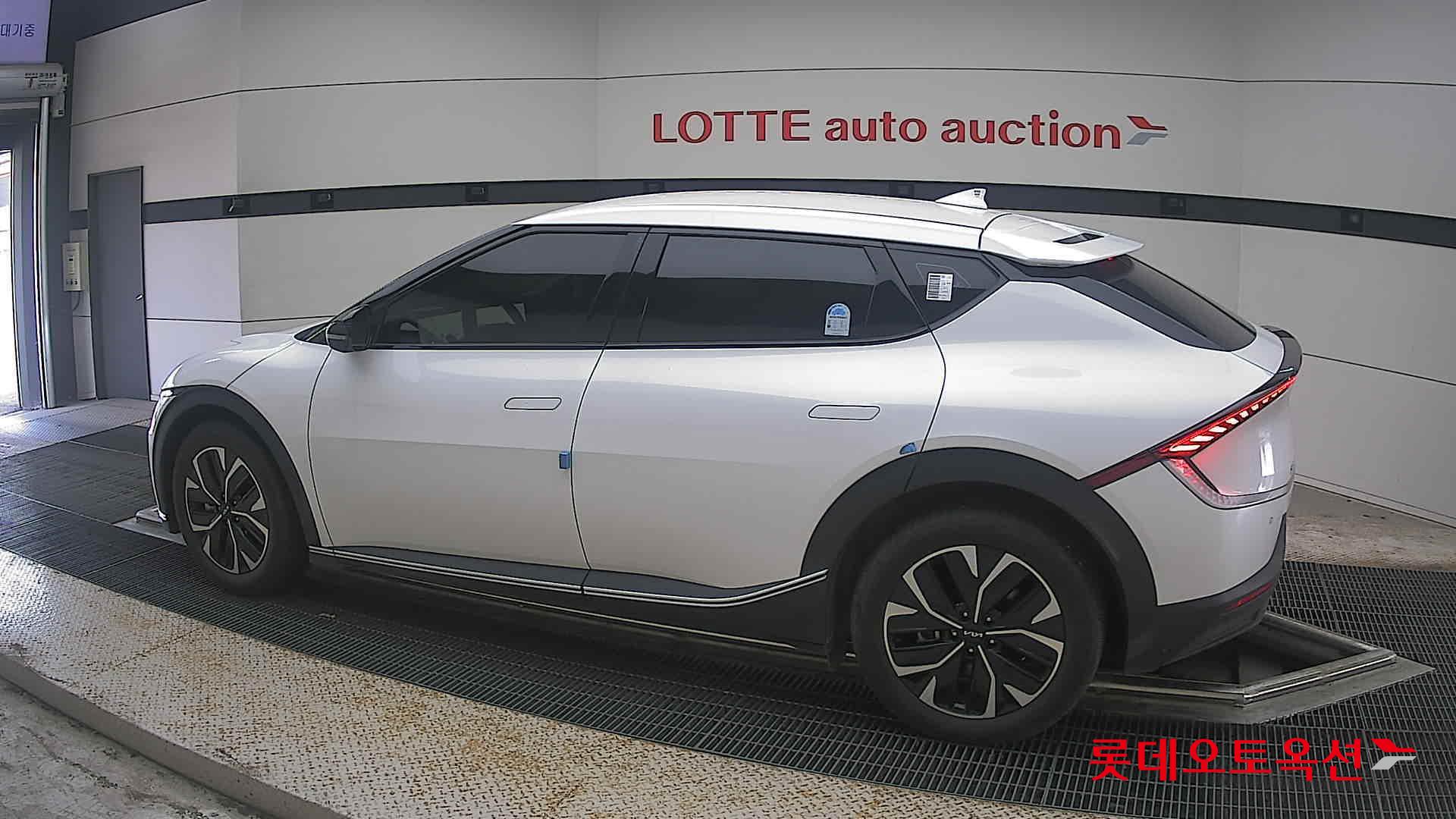 2024 - kia ev6