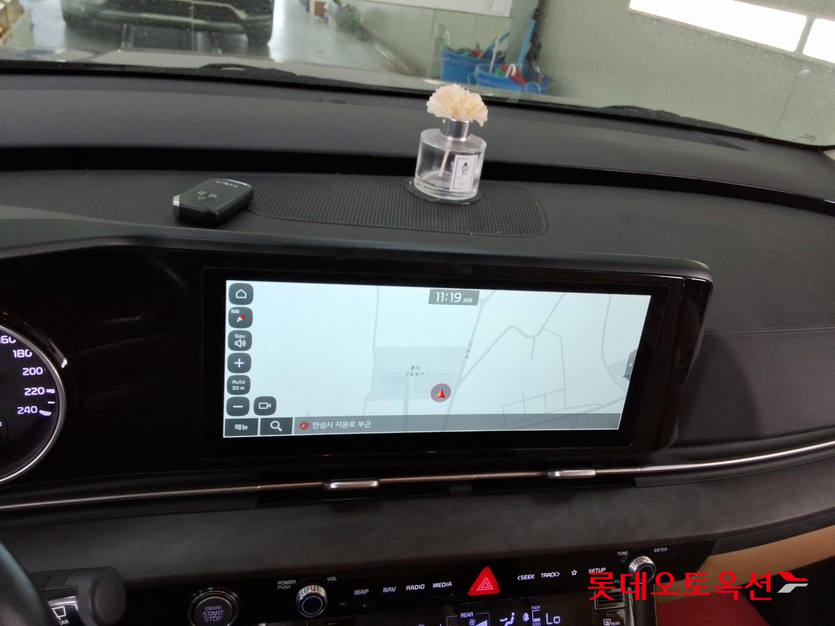 2022 - kia carnival