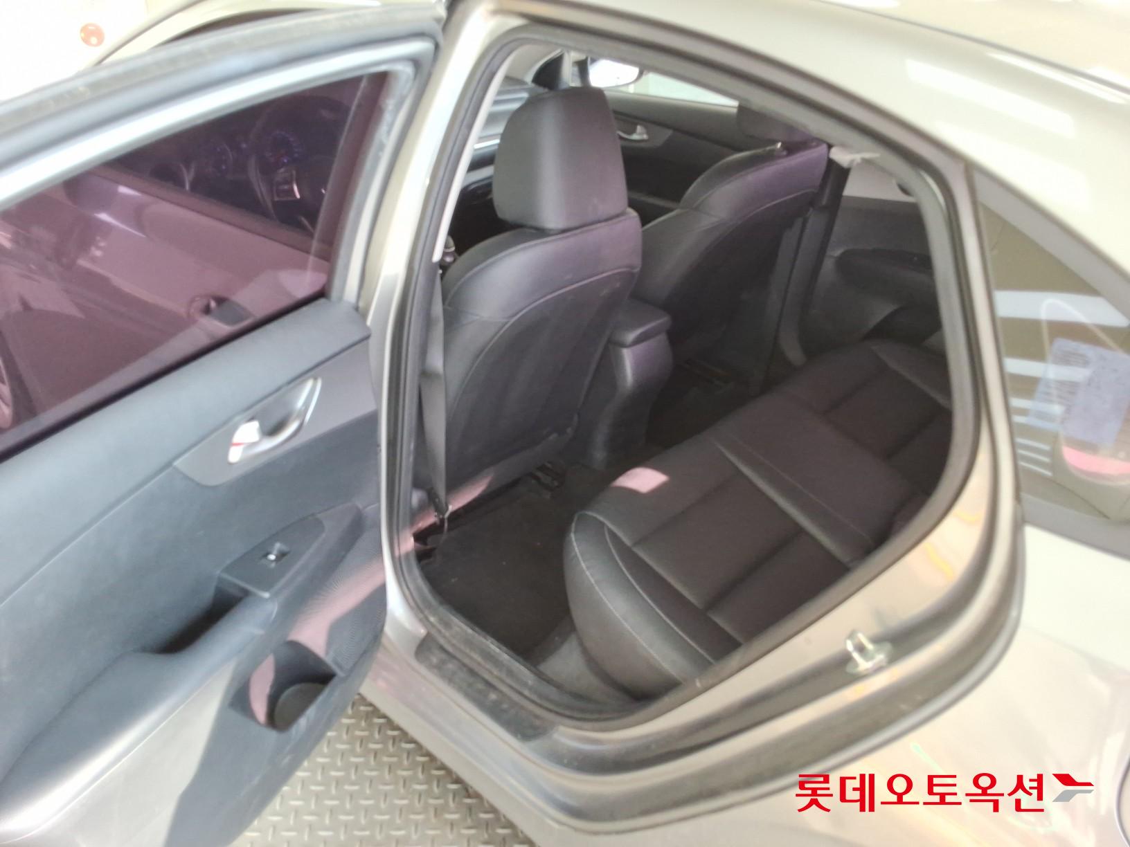 2021 - kia k3