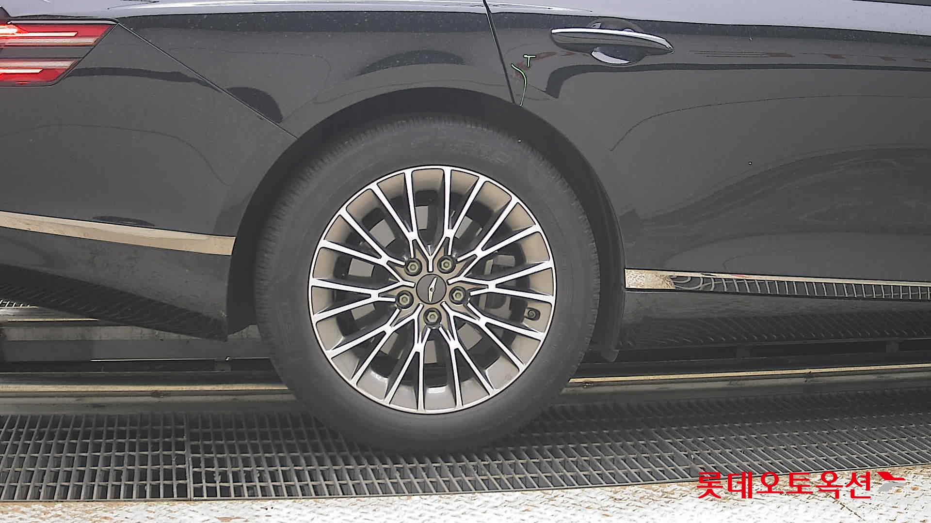 2021 - genesis g80