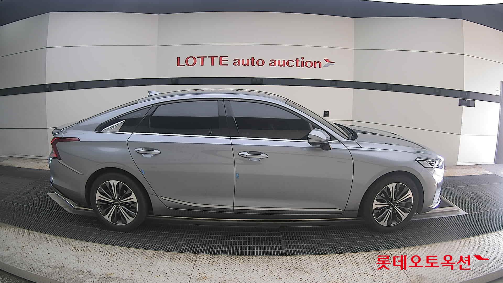 2022 - kia k8