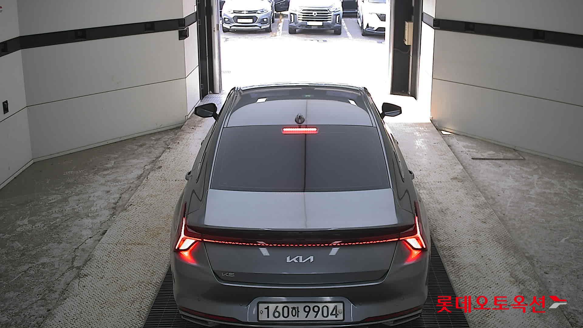 2022 - kia k8