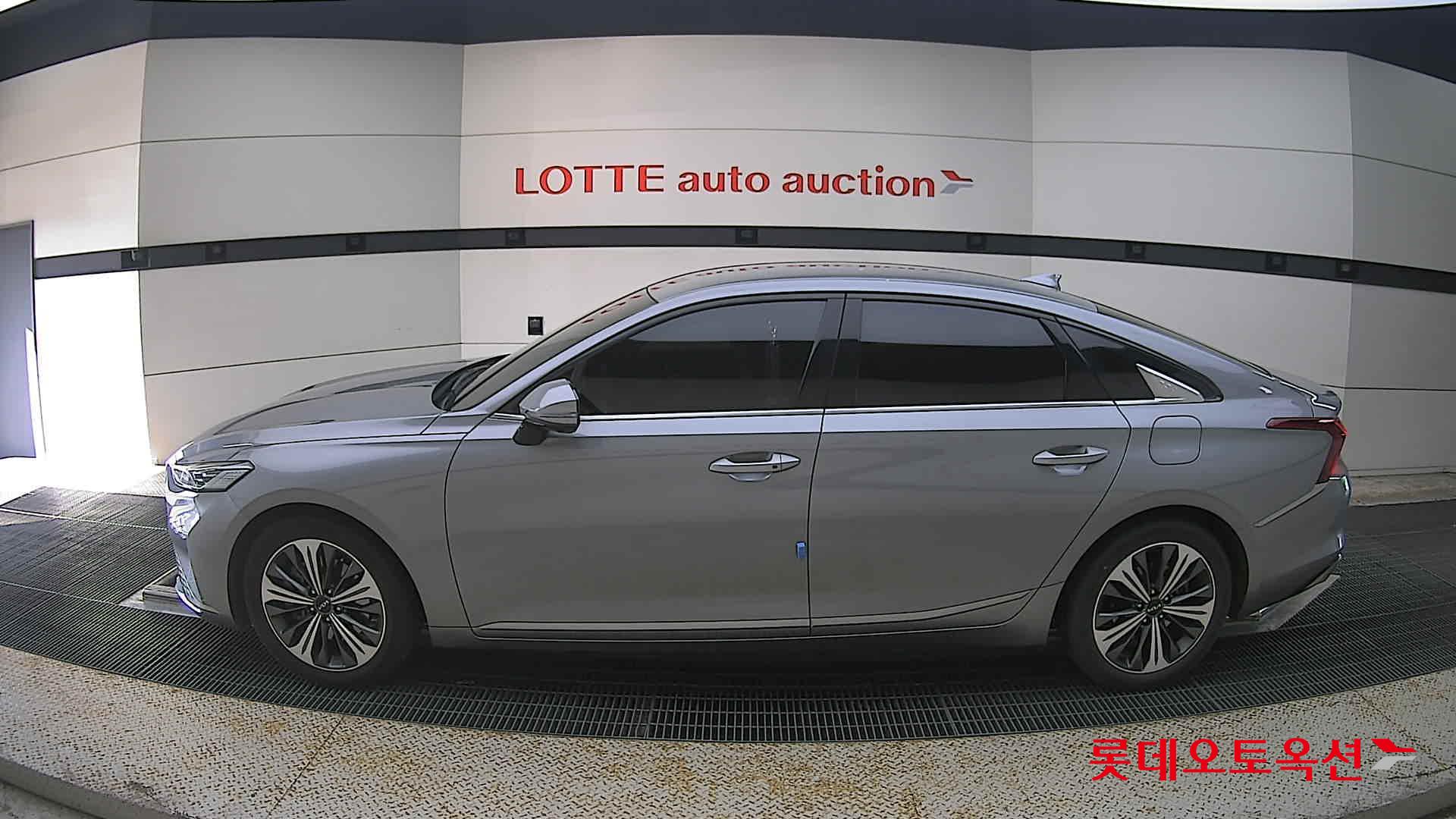 2022 - kia k8