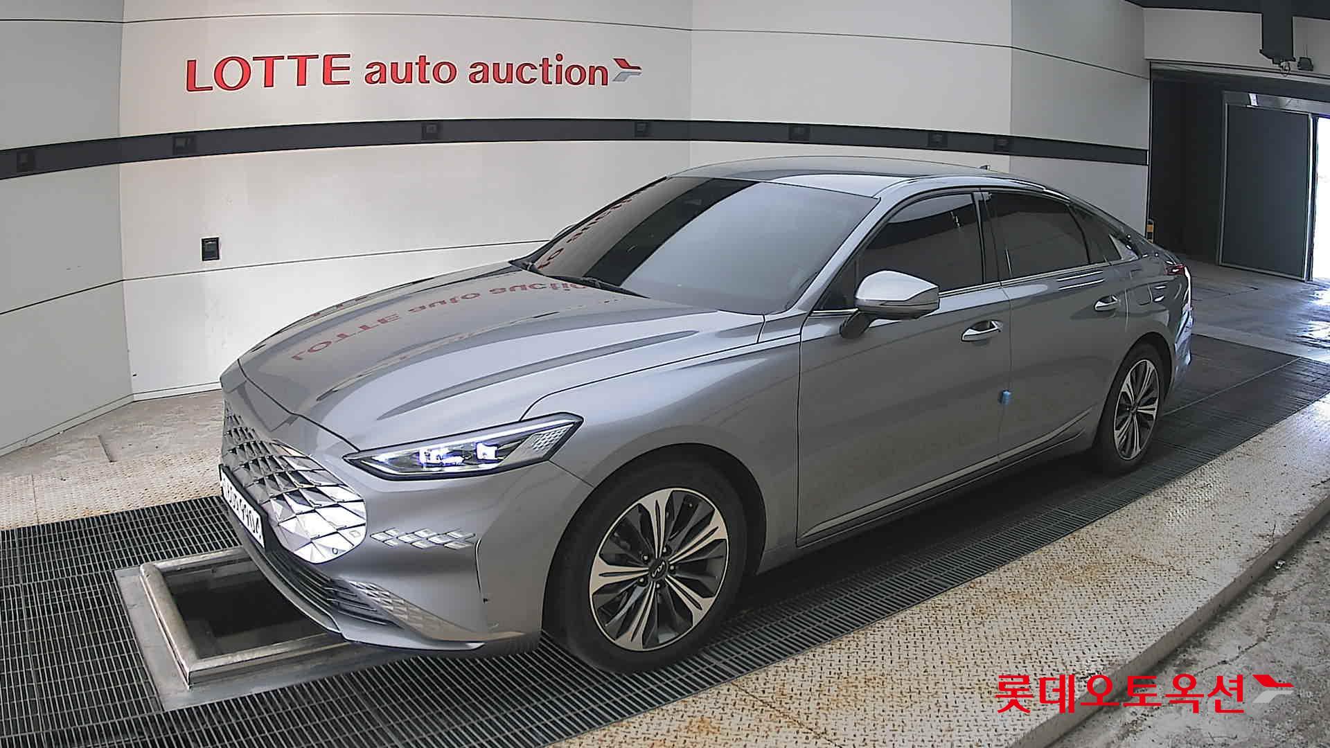 2022 - kia k8