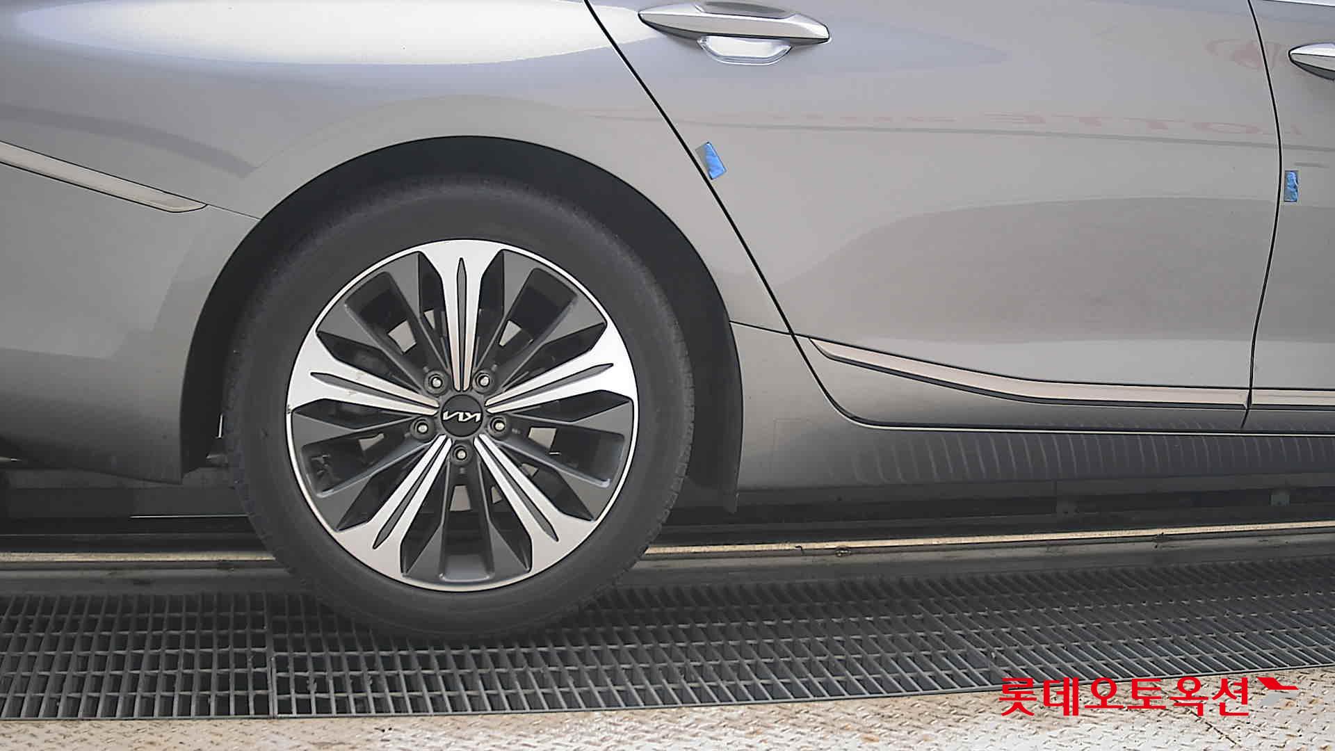 2022 - kia k8